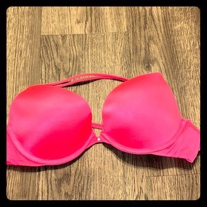 Pink Victoria’s  secret bra